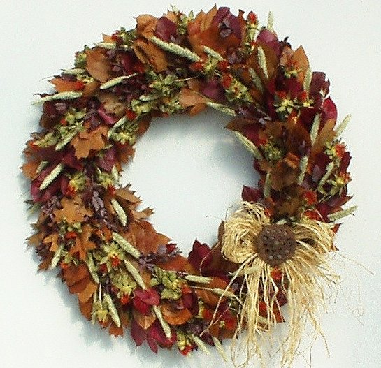 22" Fall Flora Wreath